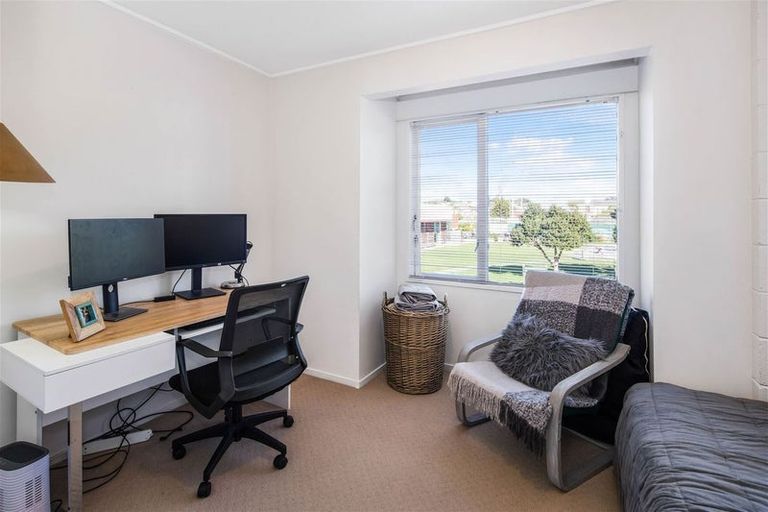 Photo of property in 5/20 Frankmoore Avenue, Johnsonville, Wellington, 6037
