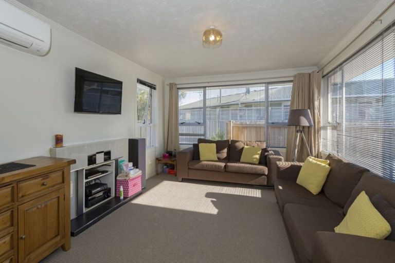 Photo of property in 9 Westerleigh Street, Bishopdale, Christchurch, 8053