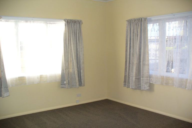 Photo of property in 48 Paerata Road, Pukekohe, 2120