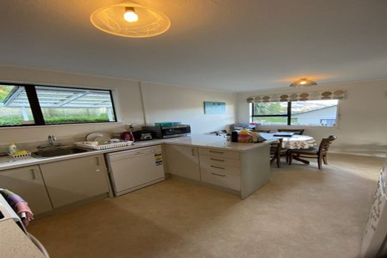 Photo of property in 20 Forglen Place, Tawa, Wellington, 5028