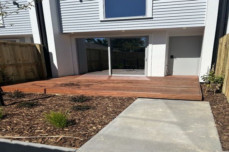 Photo of property in 6/17 Highsted Road, Bishopdale, Christchurch, 8053