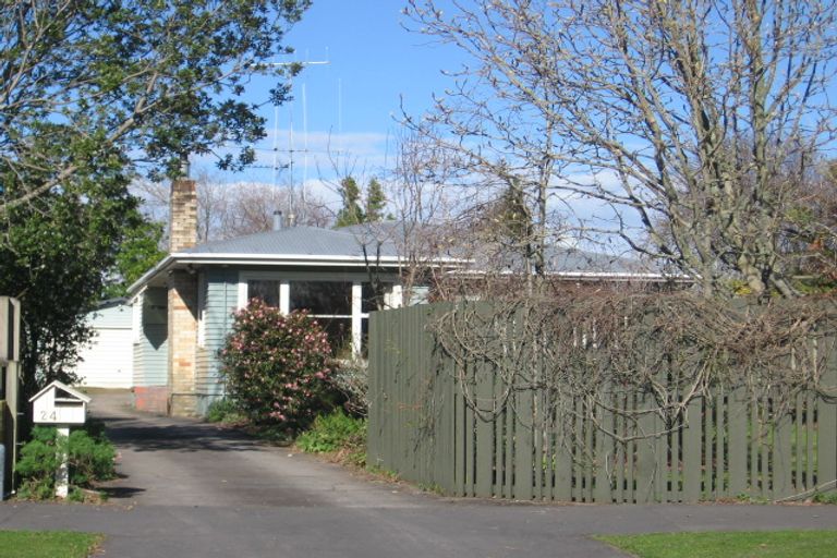 Photo of property in 24 Strowan Avenue, Fairfield, Hamilton, 3214
