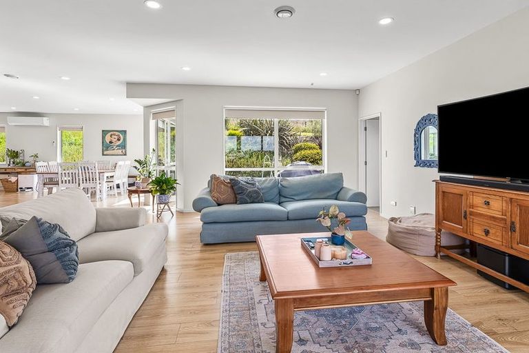 Photo of property in 15 Mcintosh Drive, Pokeno, 2471