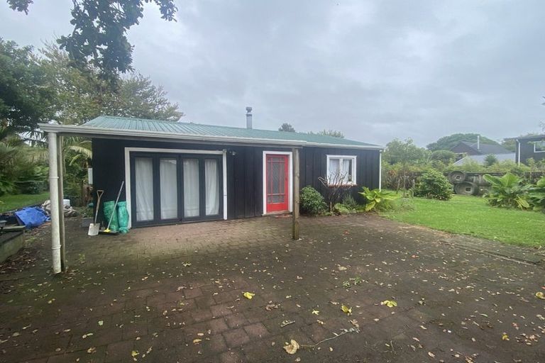 Photo of property in 23a Old Road South, Okato, 4335