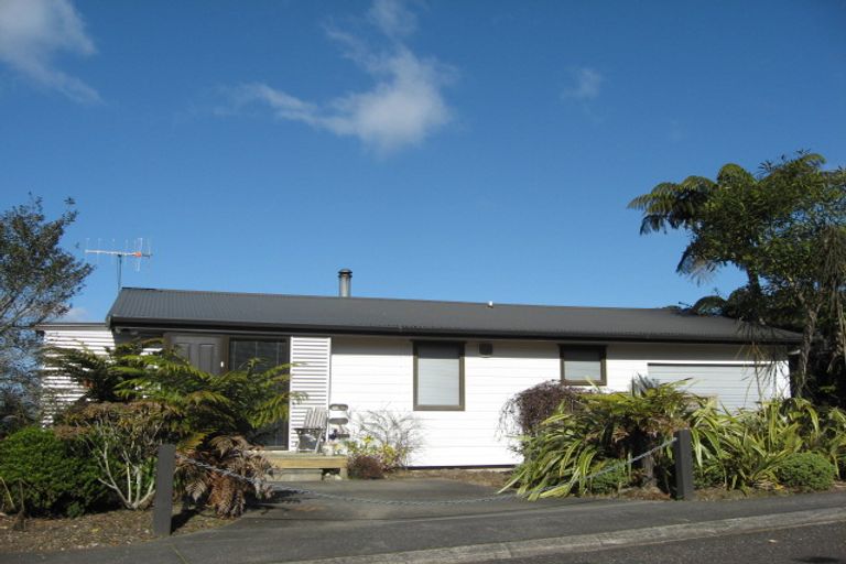 Photo of property in 12 Kamahi Terrace, Omori, Turangi, 3381