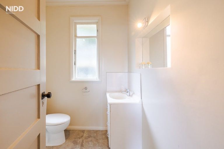 Photo of property in 116 Oakwood Avenue, Balaclava, Dunedin, 9011