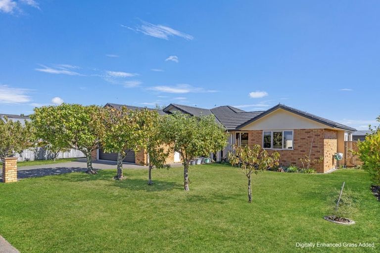 Photo of property in 9 Magnolia Rise, Waipahihi, Taupo, 3330