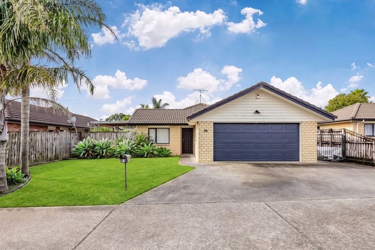 Photo of property in 9 Wairua Place, Pukekohe, 2120