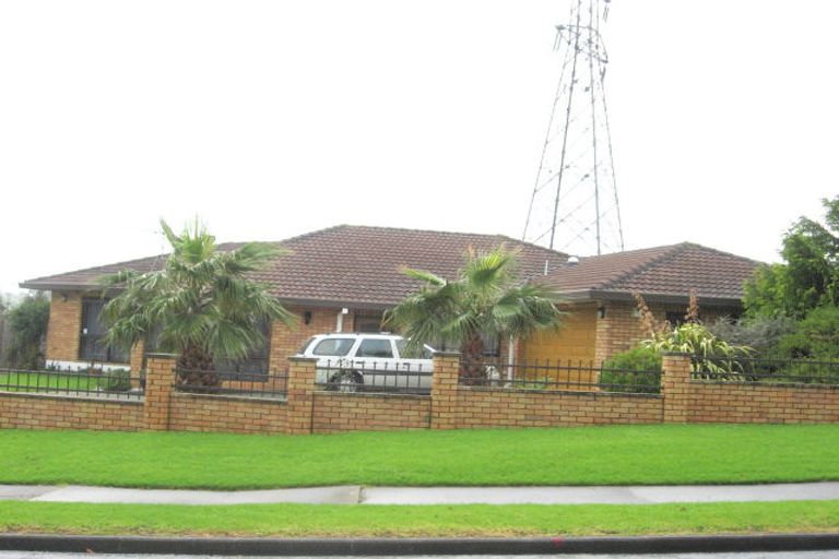 Photo of property in 25 Wairere Road, The Gardens, Auckland, 2105