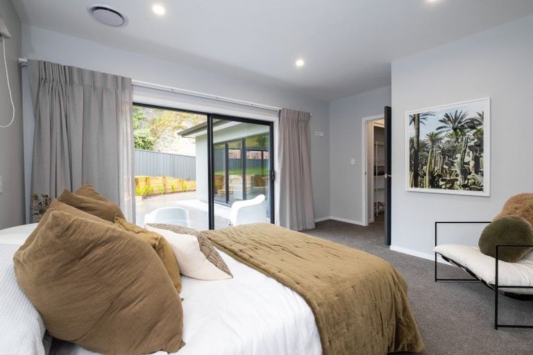 Photo of property in 63 Oak Road, Poraiti, Napier, 4112