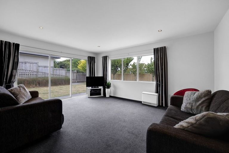 Photo of property in 188 Heta Road, Highlands Park, New Plymouth, 4312