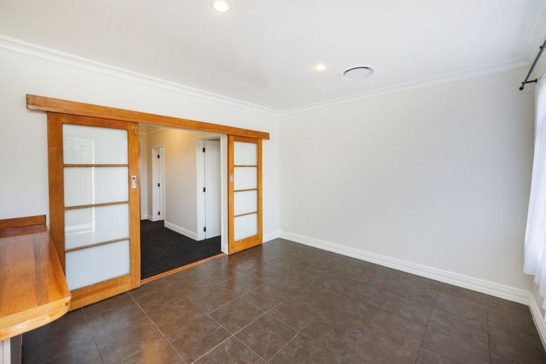 Photo of property in 296 Ruahine Street, Terrace End, Palmerston North, 4410