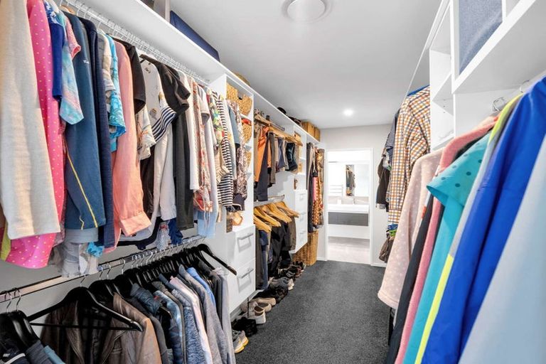 Photo of property in 28 Te Haunui Lane, Pegasus, 7612