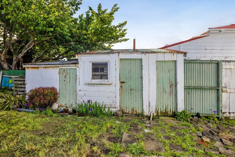Photo of property in 20 Furlong Street, Hawera, 4610