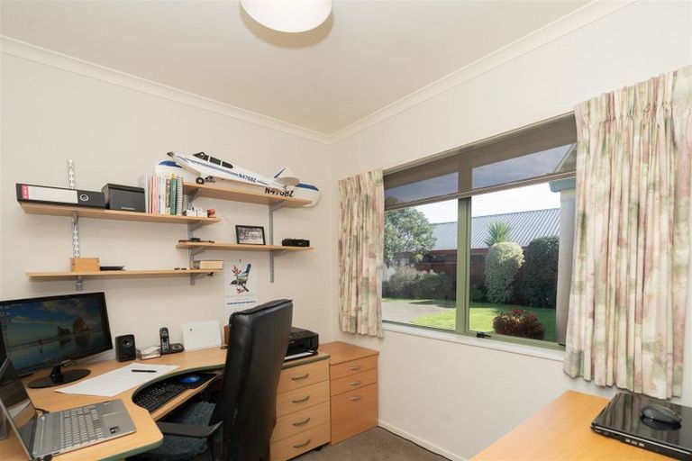 Photo of property in 26 Admiral Crescent, Flagstaff, Hamilton, 3210