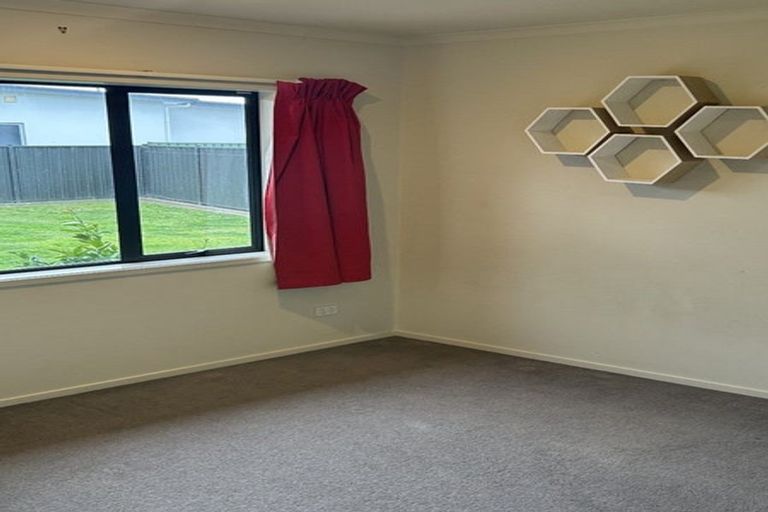 Photo of property in 23 Delta Mews Place, Clive, 4102