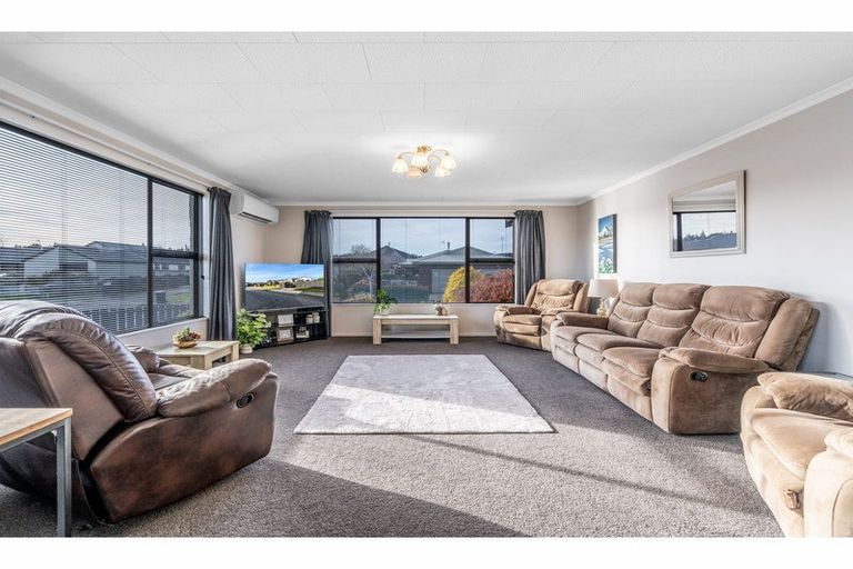 Photo of property in 61 Vogel Street, Waikiwi, Invercargill, 9810