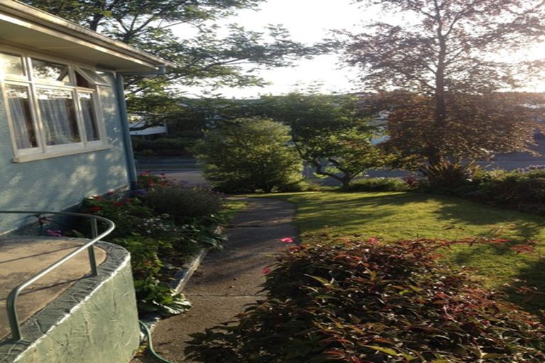 Photo of property in 22 Oxford Street, Holmes Hill, Oamaru, 9401