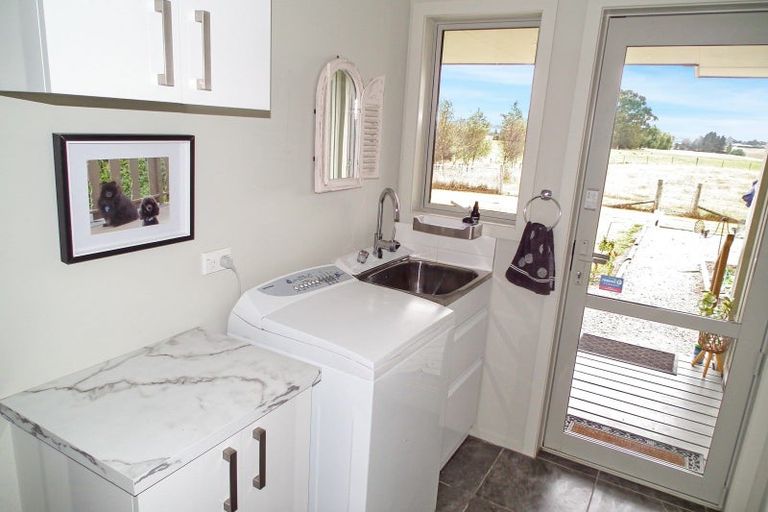 Photo of property in 290 Parsons Road, Weston, Oamaru, 9491