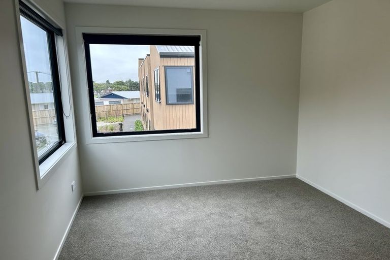 Photo of property in 3/24 Vincent Street, Waterloo, Lower Hutt, 5011