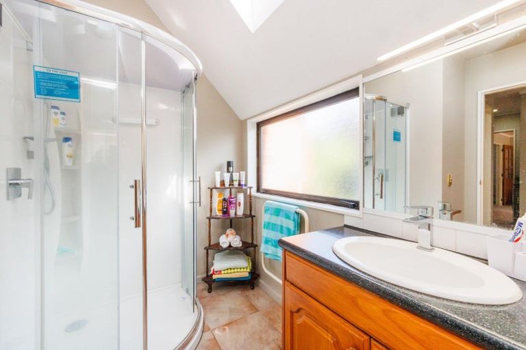 Photo of property in 3a Caroline Crescent, Highbury, Palmerston North, 4412