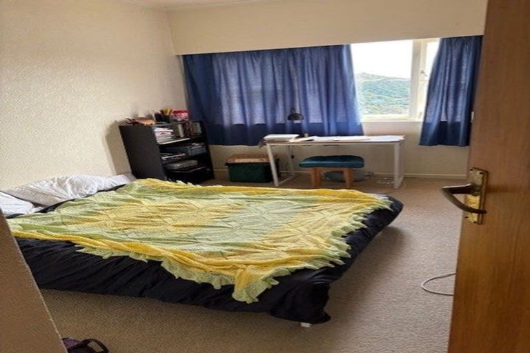 Photo of property in 37 Milne Terrace, Island Bay, Wellington, 6023