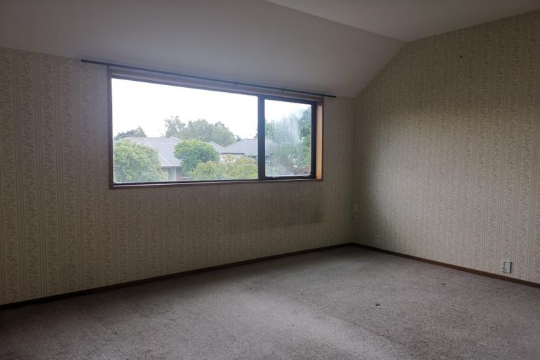 Photo of property in 29 Athol Terrace, Upper Riccarton, Christchurch, 8041