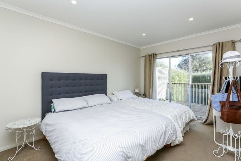Photo of property in 4a Rahui View, Oakura, 4314