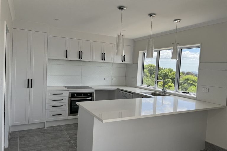 Photo of property in 85c Lake Panorama Drive, Henderson Valley, Auckland, 0614