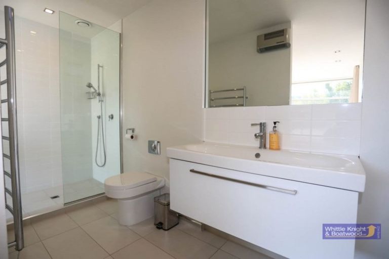 Photo of property in 10 Holly Road, St Albans, Christchurch, 8014