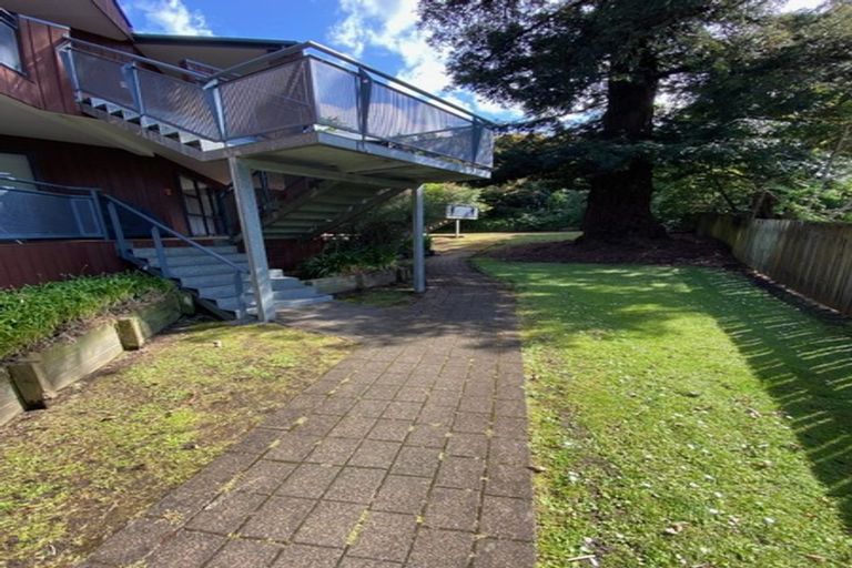 Photo of property in 4/3 The Avenue, Albany, Auckland, 0632