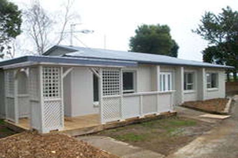 Photo of property in 1012 Paerata Road, Paerata, Drury, 2676