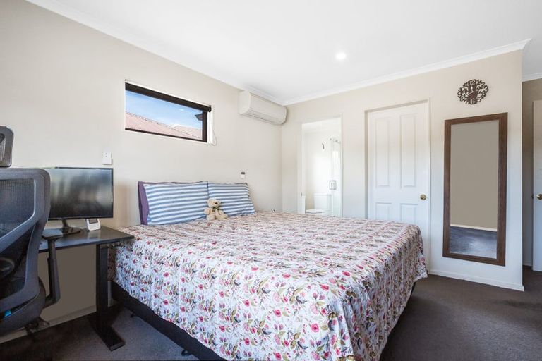 Photo of property in 13 Woodland Grove, Wainuiomata, Lower Hutt, 5014