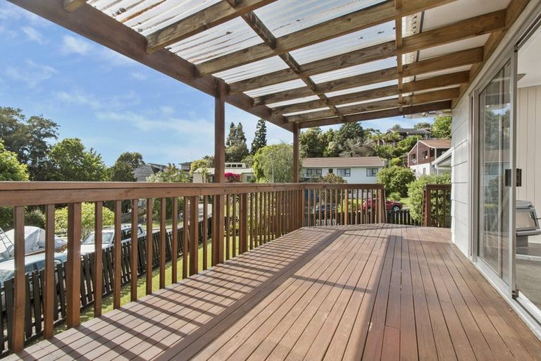 Photo of property in 7 Elmira Place, Browns Bay, Auckland, 0630