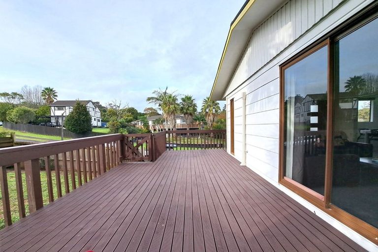Photo of property in 12 Wilkinson Way, Browns Bay, Auckland, 0630