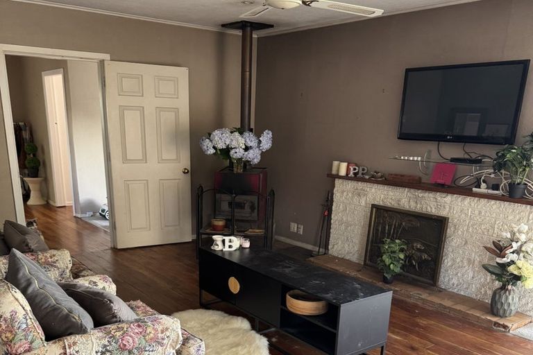 Photo of property in 33 Black Beech Street, Birchville, Upper Hutt, 5018