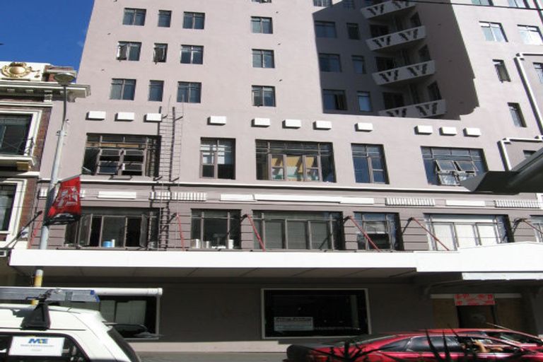 Photo of property in Willis Street Apartments, 4/128 Willis Street, Te Aro, Wellington, 6011