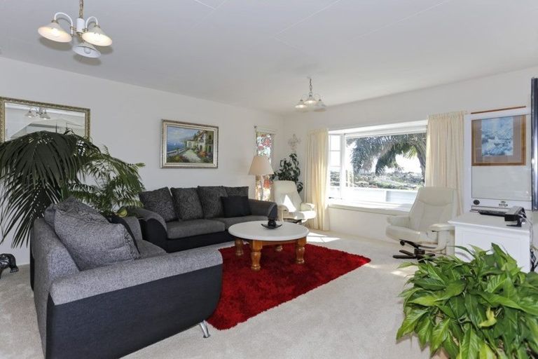 Photo of property in 9 Te Arawa Place, Welcome Bay, Tauranga, 3112