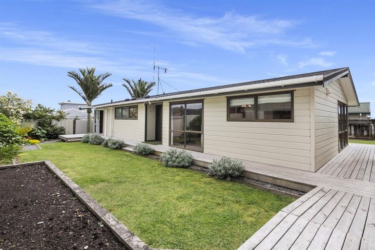 Photo of property in 4 Mcbeth Drive, Te Puke, 3119