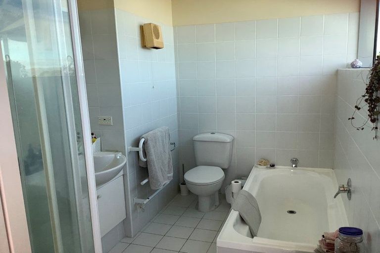 Photo of property in The Links, 20/378-382 Kapiti Road, Paraparaumu Beach, Paraparaumu, 5032