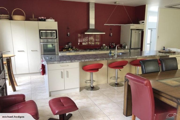 Photo of property in 12 Cotswolds Close, Otamatea, Whanganui, 4500