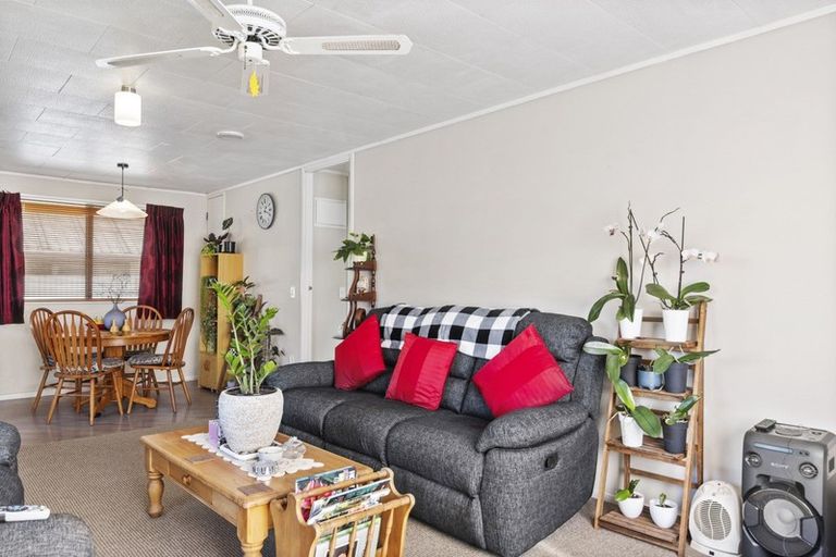 Photo of property in 9 Wharepapa Grove, Motueka, 7120