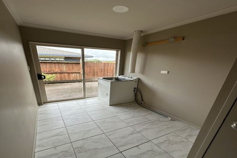 Photo of property in 18 Carribean Place, Papamoa Beach, Papamoa, 3118