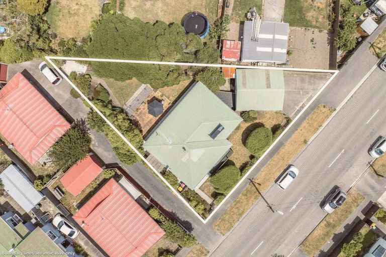 Photo of property in 193 Beach Road, North New Brighton, Christchurch, 8083