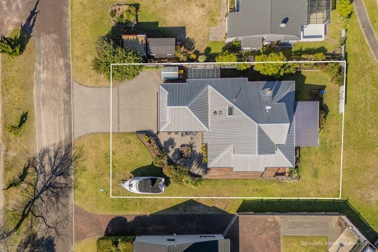Photo of property in 29 Pleasant Place, Pauanui, Hikuai, 3579