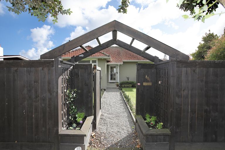 Photo of property in 66 Manawatu Street, Hokowhitu, Palmerston North, 4410