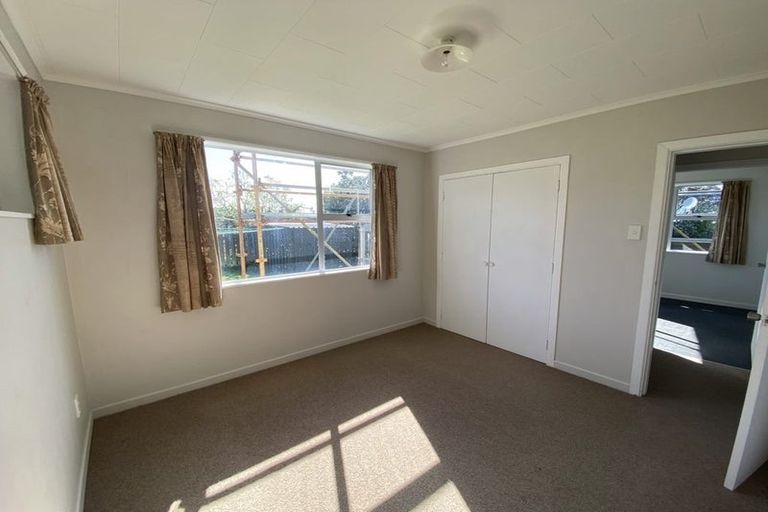 Photo of property in 6 Yates Street, Otaki Beach, Otaki, 5512