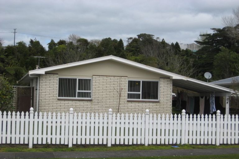 Photo of property in 73 Pembroke Street, Westown, New Plymouth, 4310
