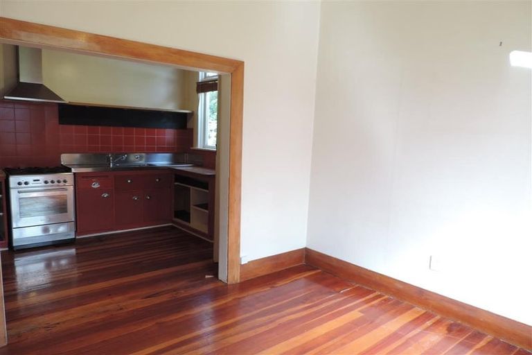 Photo of property in 10 College Street, Caversham, Dunedin, 9012