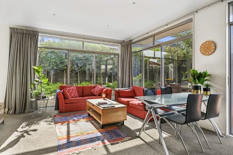 Photo of property in 3/45 Antigua Street, Addington, Christchurch, 8024